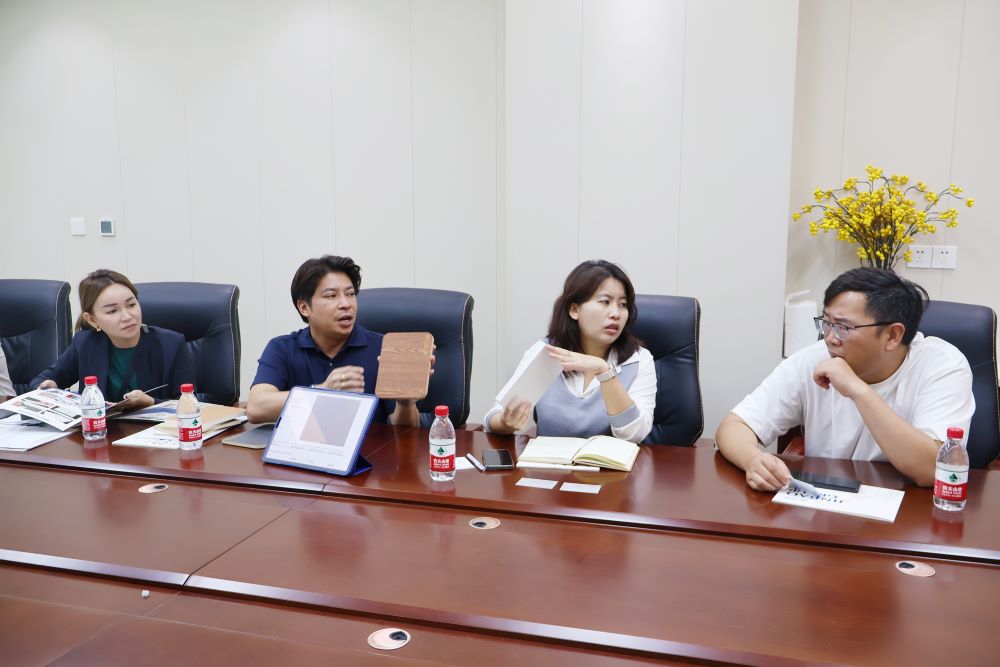 Thailand Customers Visited Jinbao (5) Clientes da Tailândia visitaram Jinbao (5)