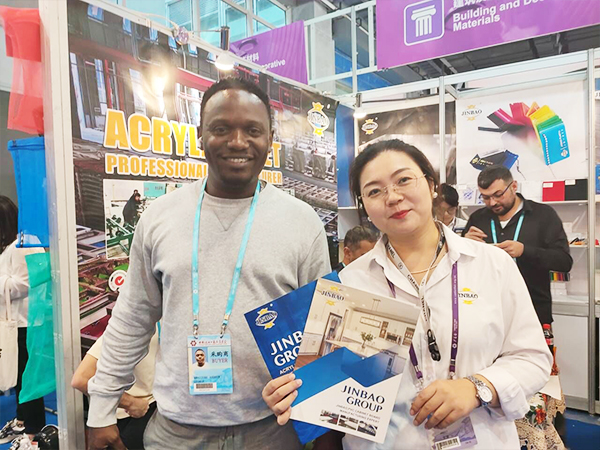 China-Importa&ccedil;&atilde;o e Exporta&ccedil;&atilde;o-Feira-jinbao-acr&iacute;lico-pvc-3