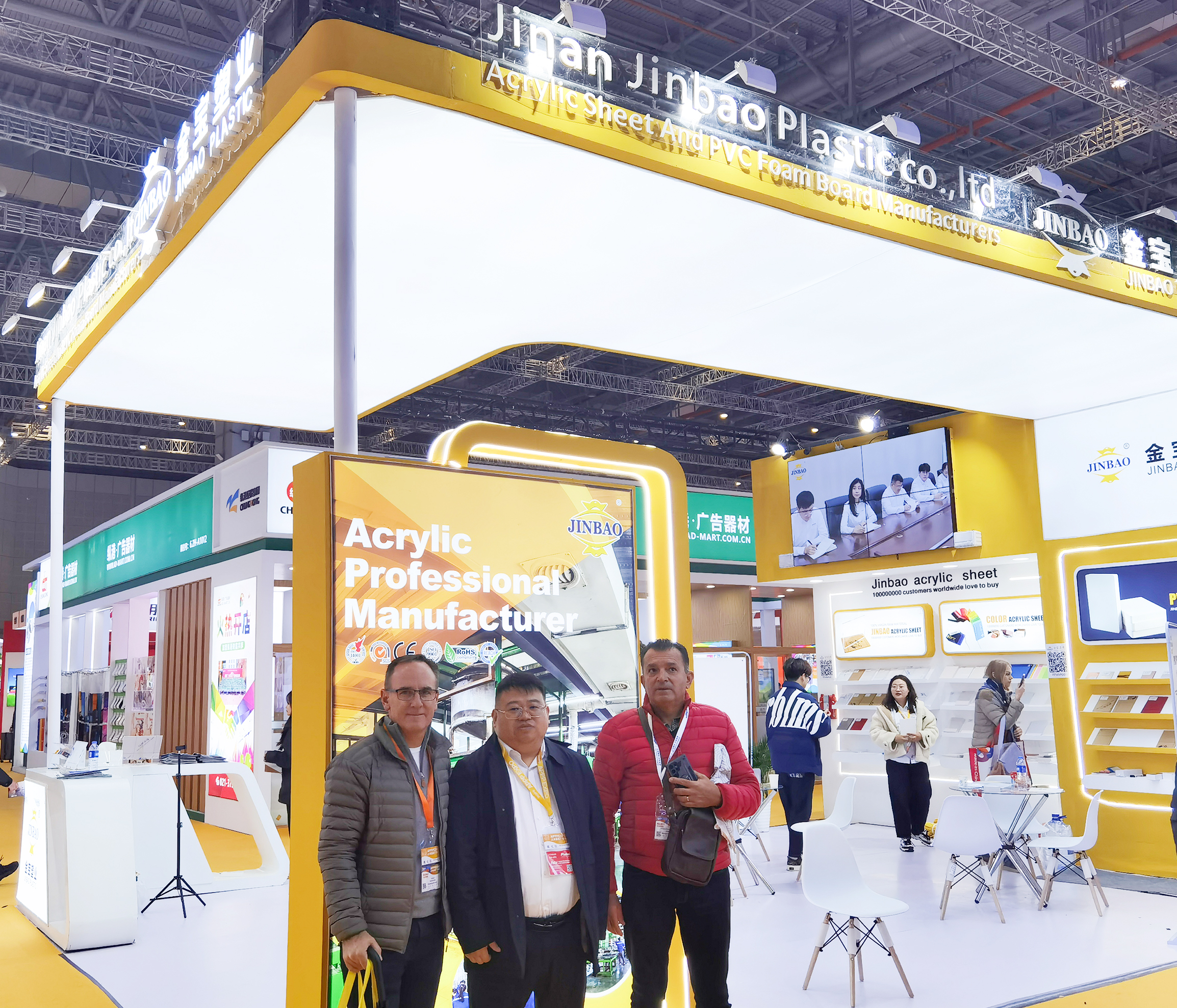 As folhas de acr&iacute;lico s&atilde;o resistentes a estilha&ccedil;os e seguras para uso em casas com crian&ccedil;as?